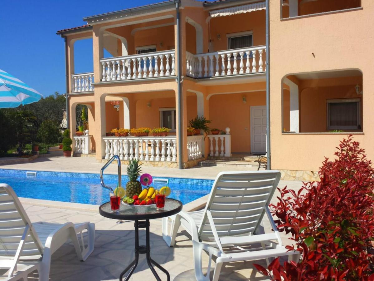 Haus Delphin Lejlighed Poreč Eksteriør billede