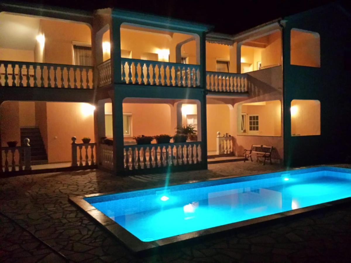 Haus Delphin Lejlighed Poreč Eksteriør billede